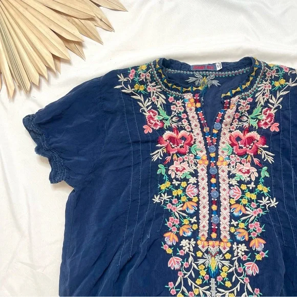 Johnny Was Raina Navy Blue Floral Embroidered Colorful Georgette Blouse Top PM - Picture 4 of 7
